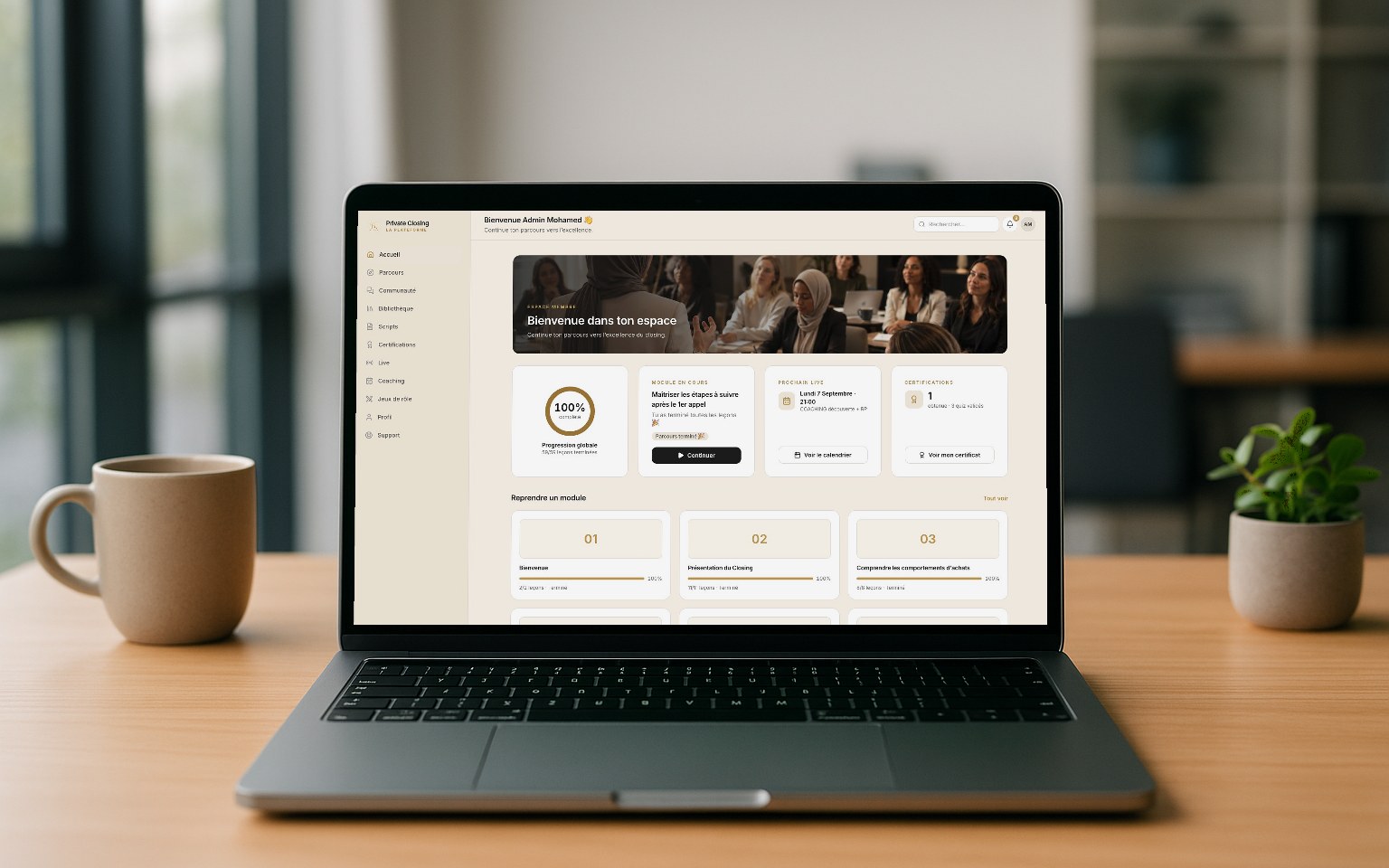 Plateforme de formation Private Closing sur ordinateur portable